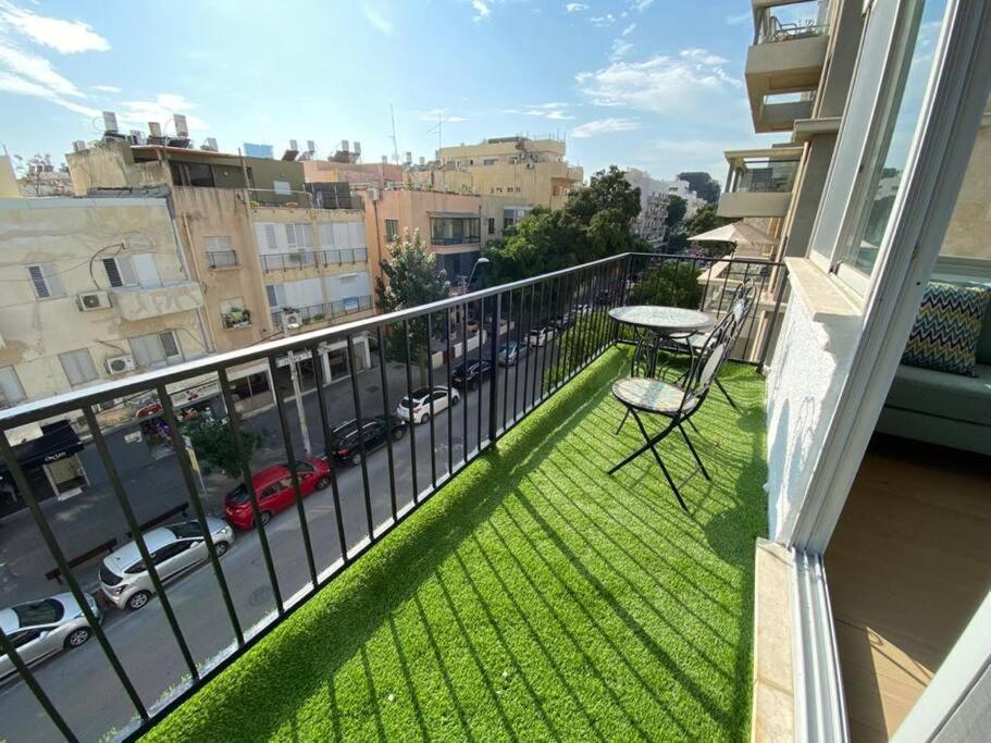 Yirmeyahou Suites By Sea U Tlv Tel Aviv Eksteriør bilde